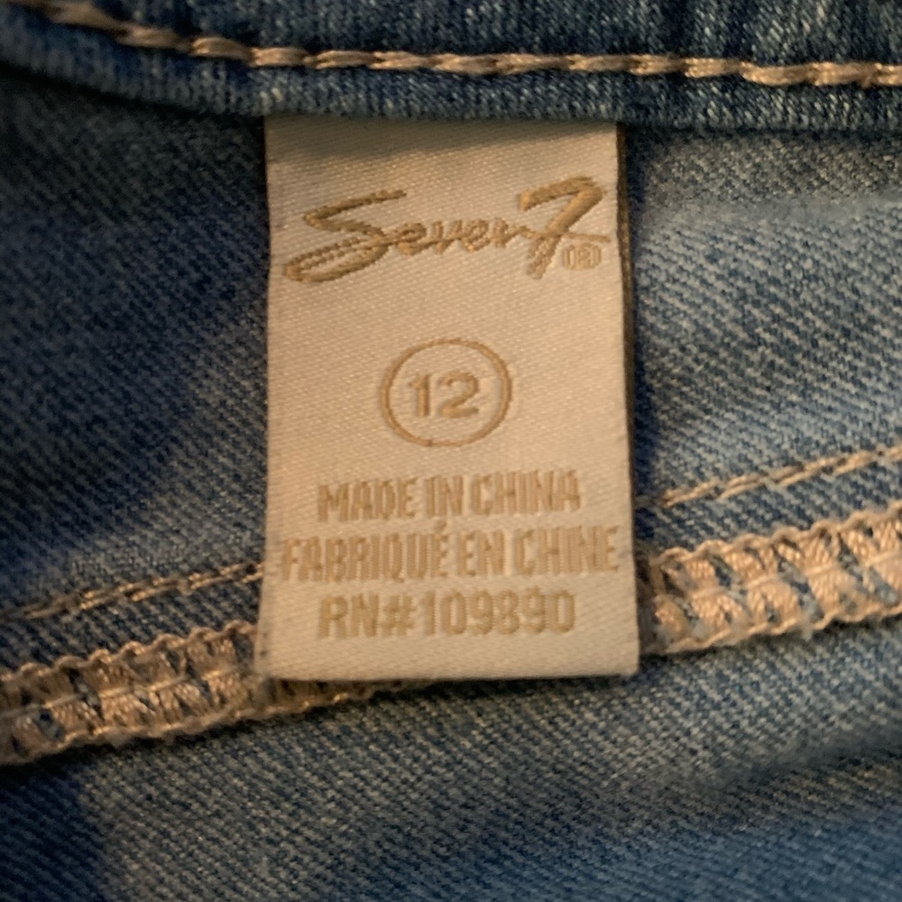 Seven capris - Picture 2 of 3